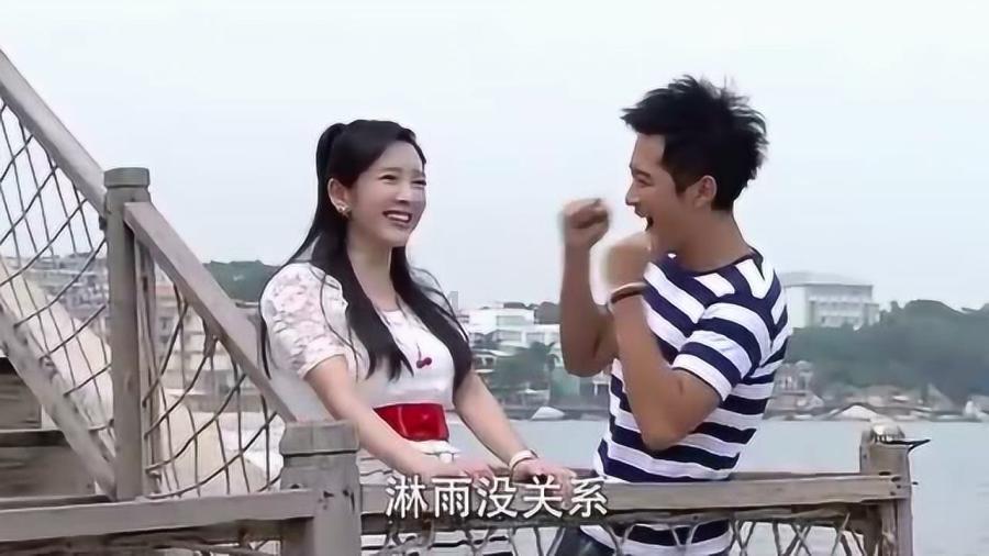 《佘诗曼和林子善的领奖表现：娱乐圈残酷面纱揭开》